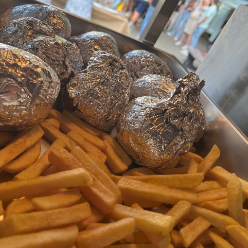 Foodtrucks en catering in Coevorden door Van Het Huys